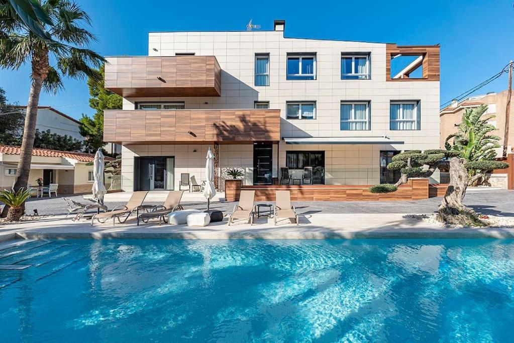 Apartmán Lusso E Relax Con Piscina A 2 Minuti Dal Mare Miami Playa Exteriér fotografie